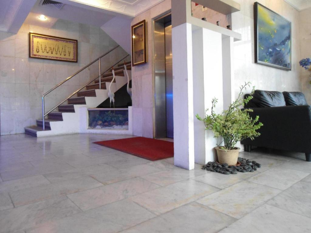 Regent Hotel Бінтулу Екстер'єр фото