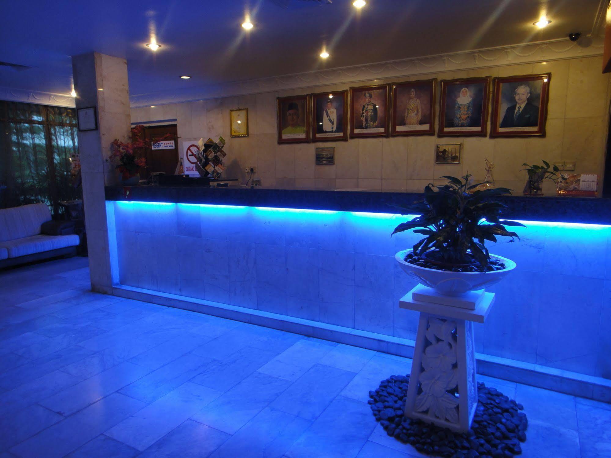 Regent Hotel Бінтулу Екстер'єр фото